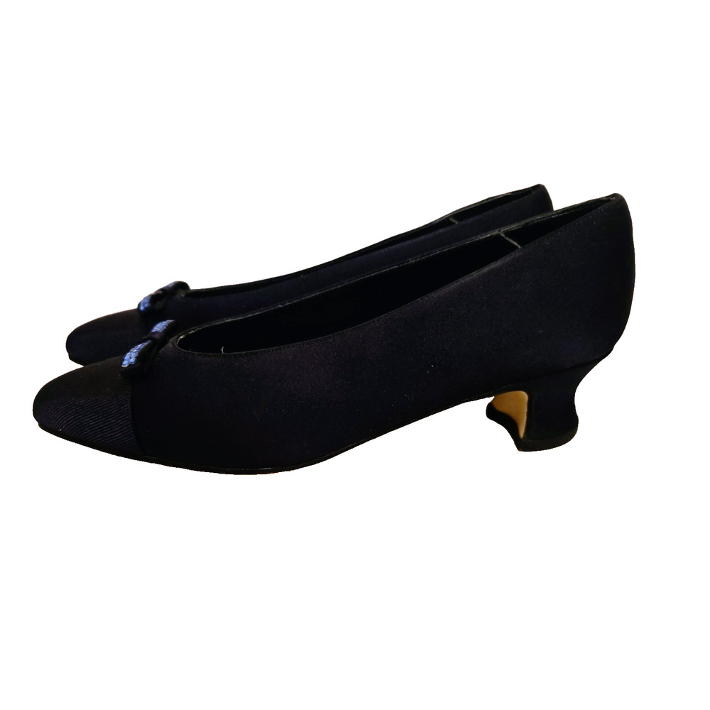 Vintage Karen Scott Navy Kitty Heel Pumps with Rhinestone Accents 8